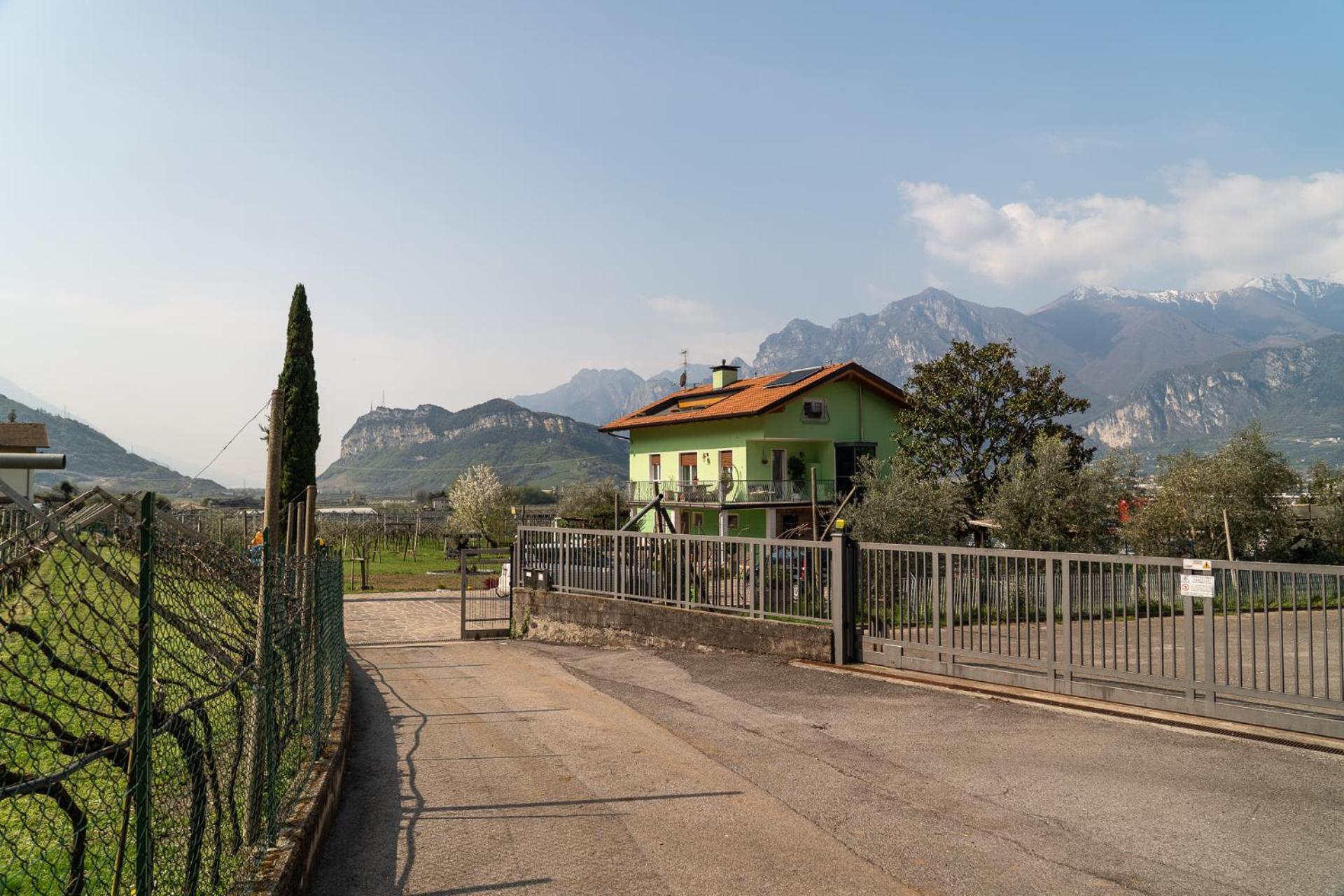 La Casa nel Verde Arco Esterno foto