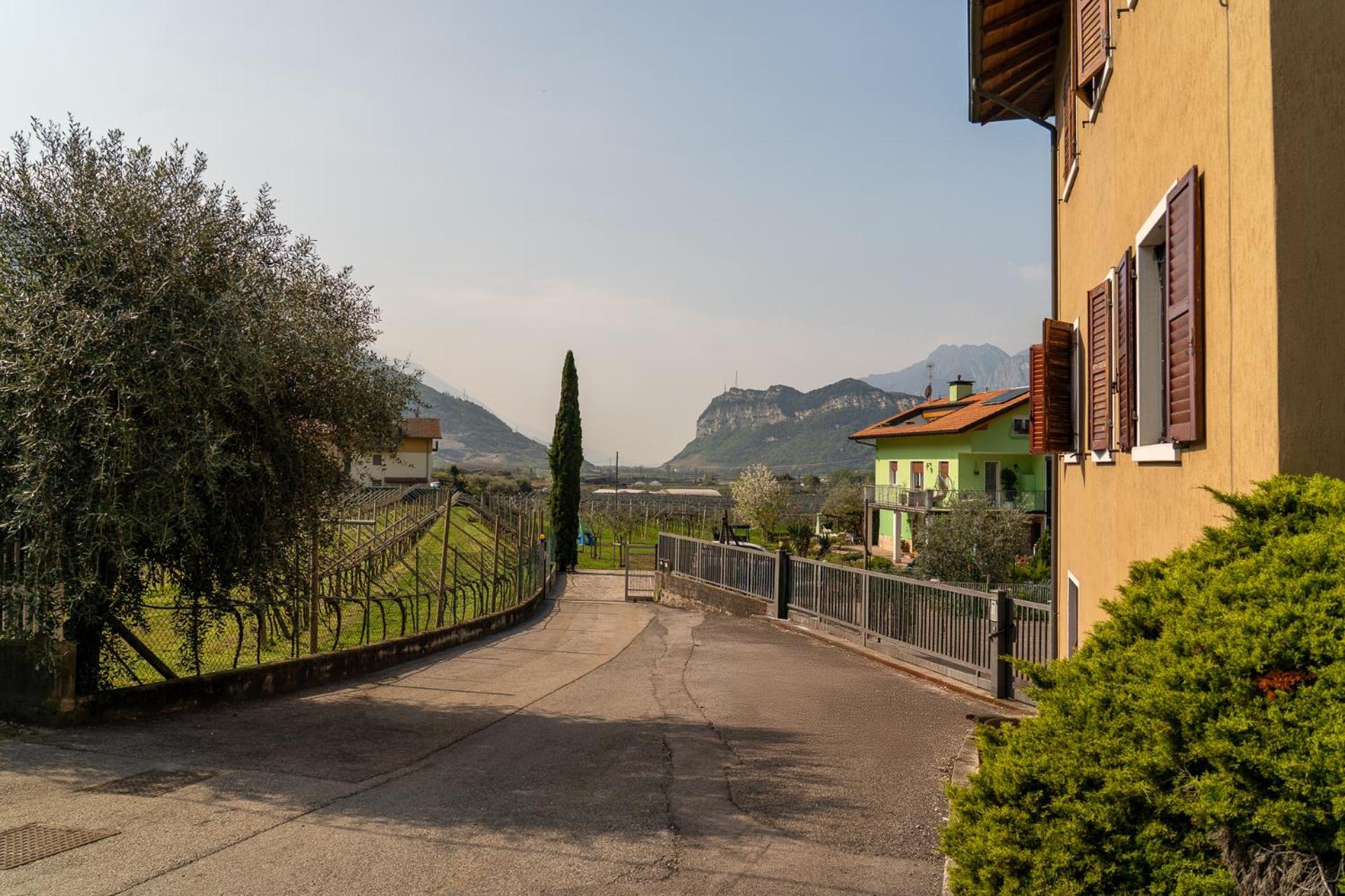 La Casa nel Verde Arco Esterno foto